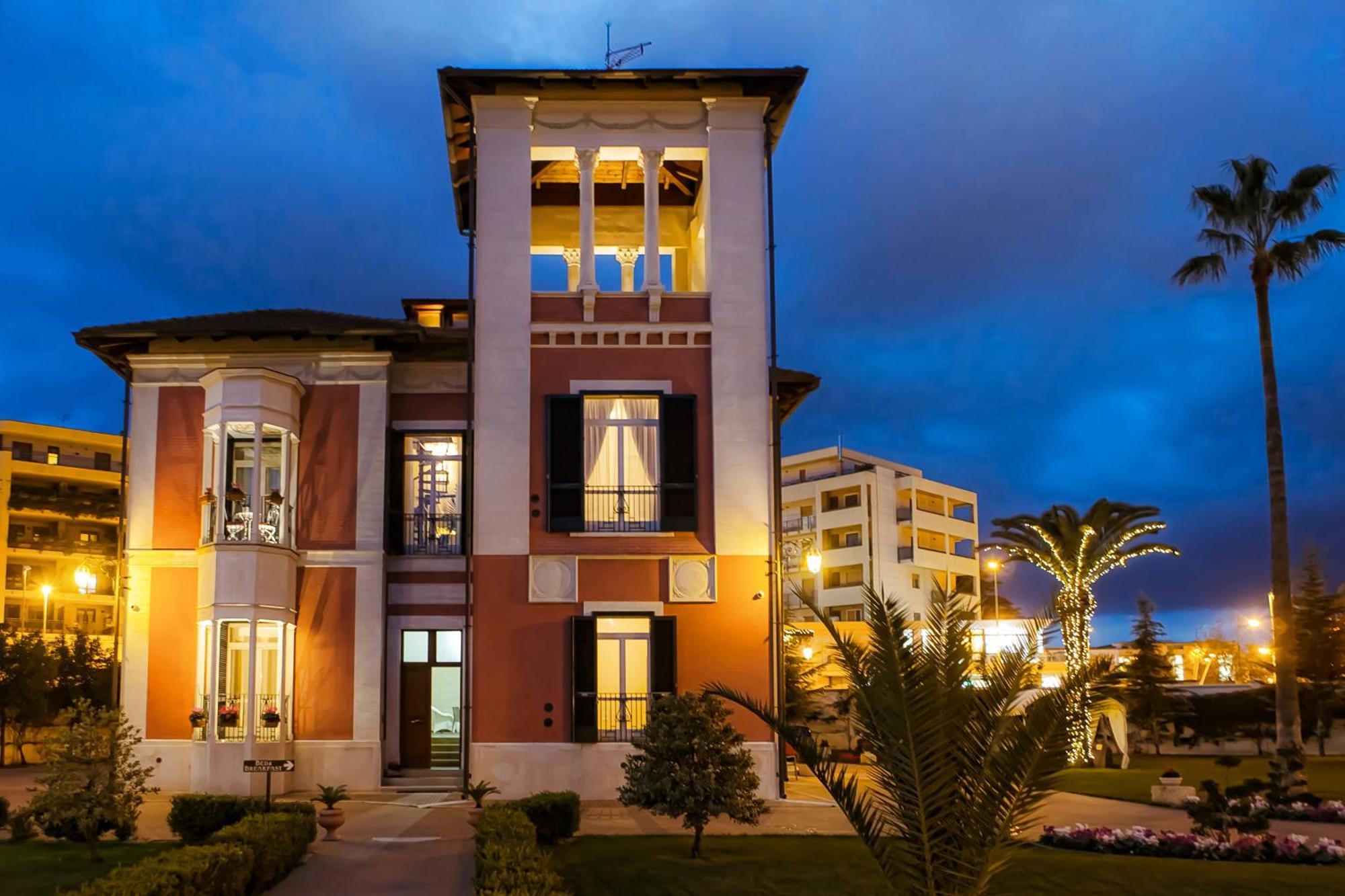 Villa Pallotta Luxury B&B Cerignola Bagian luar foto