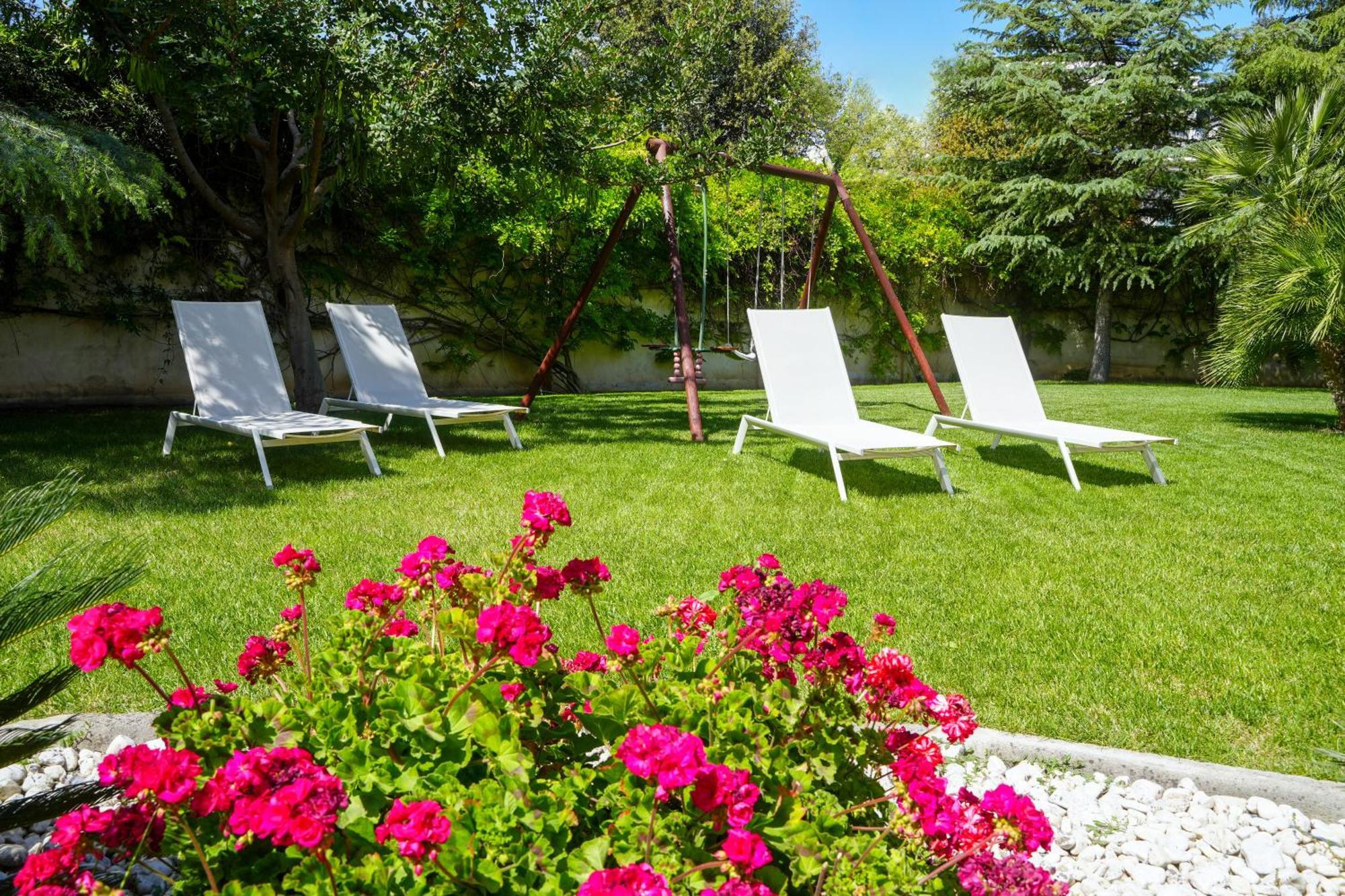 Villa Pallotta Luxury B&B Cerignola Bagian luar foto